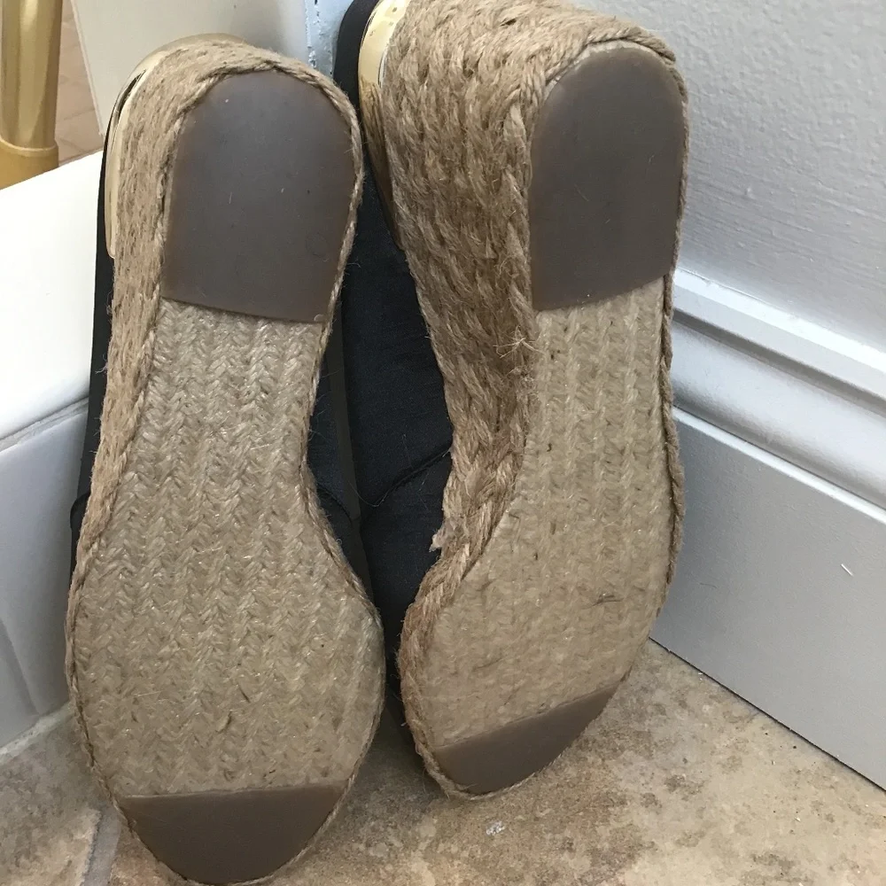 NWT Adrienne Vittadini Bailee Wedge - Picture 5 of 7